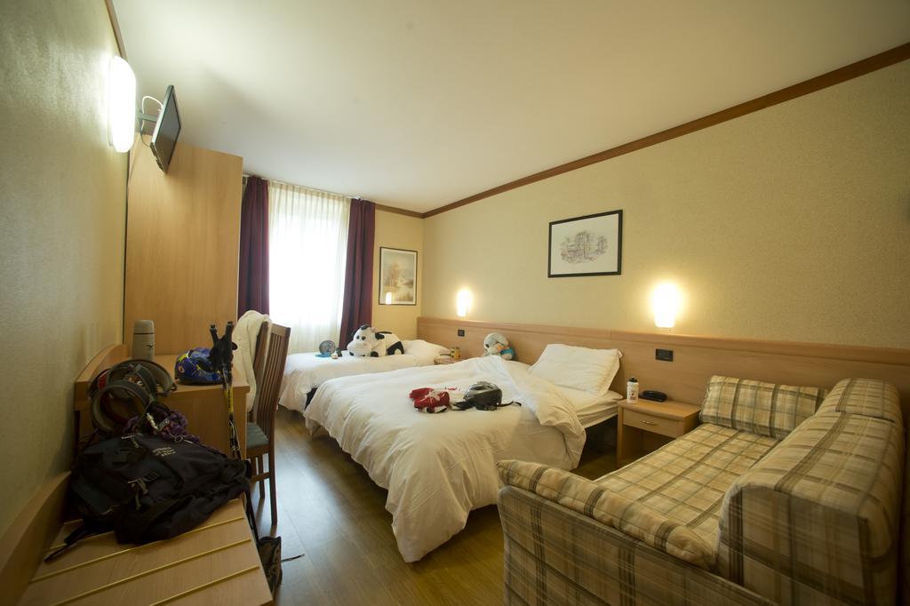 Hotel Vittoria Folgaria Habitación foto