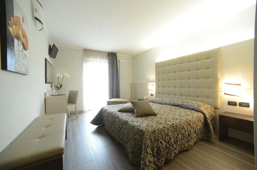 Hotel Vittoria Folgaria Habitación foto